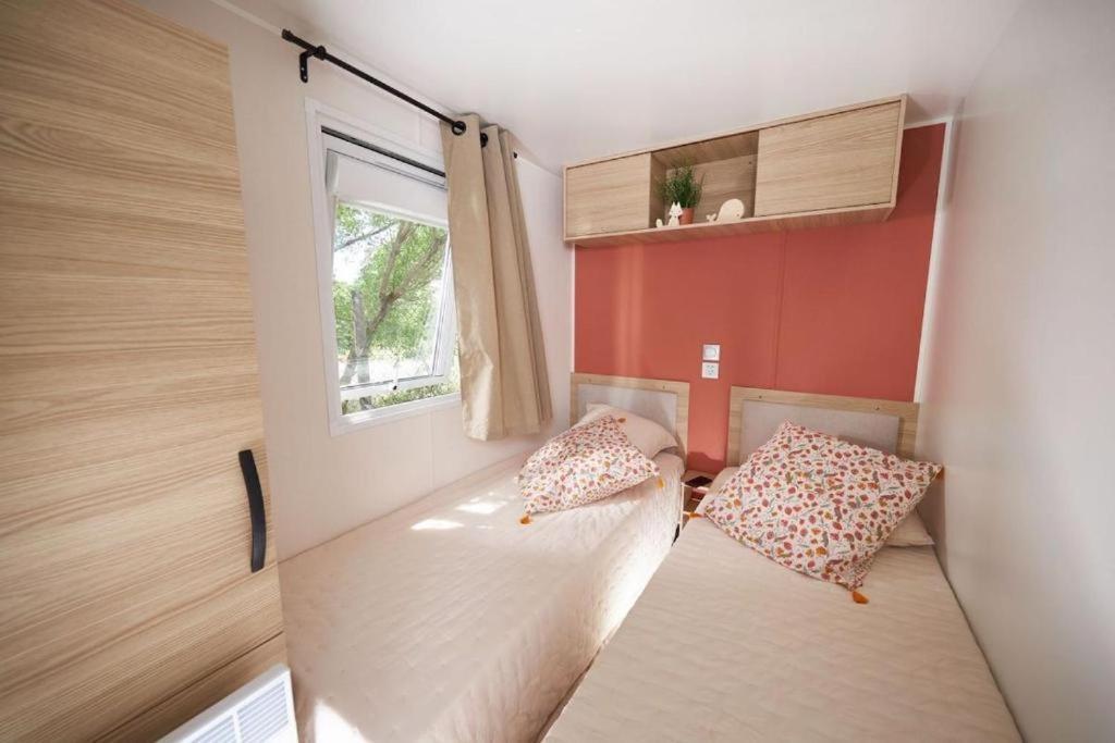 Mobile home 3 chambres 2 salles de bains dans camping 4 étoiles aux charmettes MH k168 Les Mathes Extérieur photo